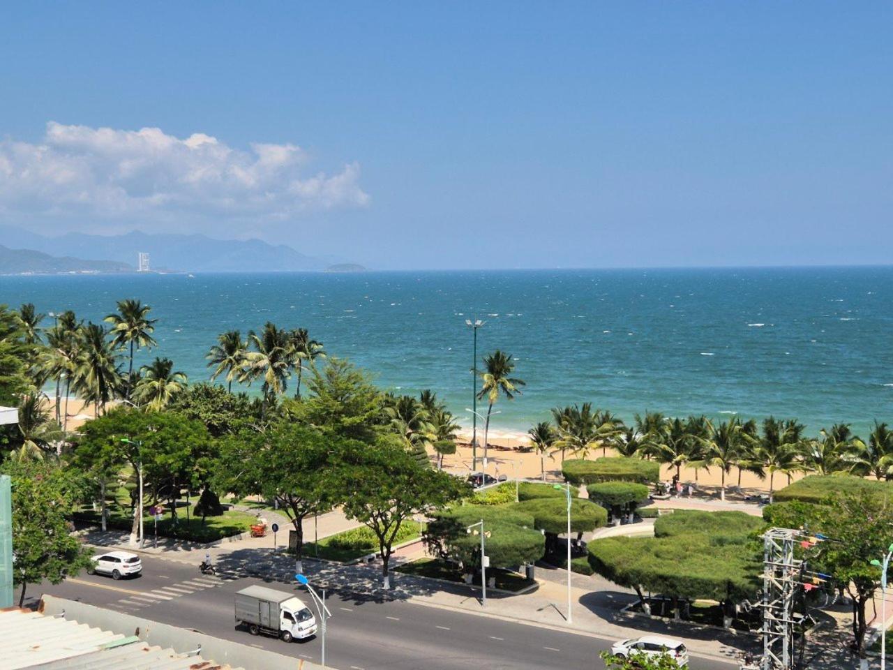 Pho Bien Hotel Nha Trang Exteriör bild