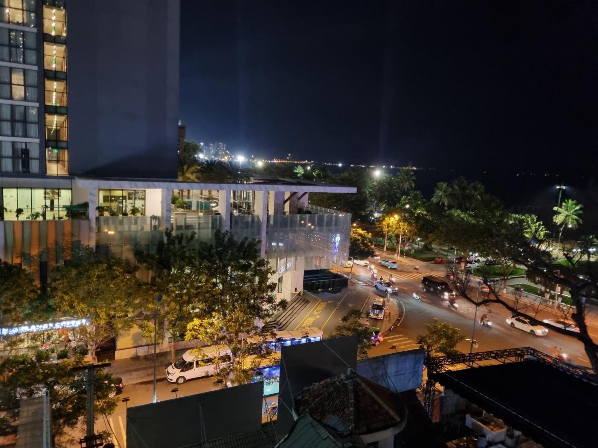 Pho Bien Hotel Nha Trang Exteriör bild